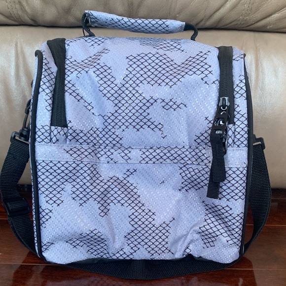 Puma Lunchbox - Picture 3 of 7